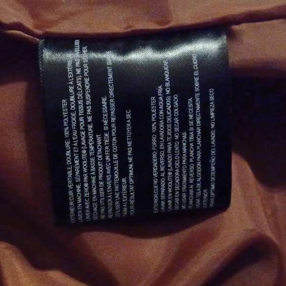 retro leather/ suede beautiful brown coat by Bernardo. Size medium.Flaw. - Picture 6 of 12